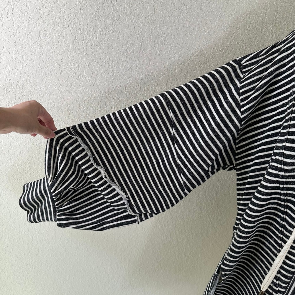 Pilcro Anthropologie Striped Hoodie Women M Black White AsymmetricalBoho Artsy - Picture 3 of 8